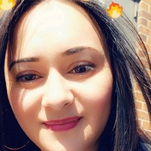 Meet your Posher, Claudia